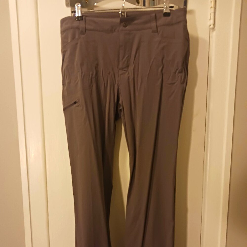 NWOT EMS size 14 Regular women's hiking pants